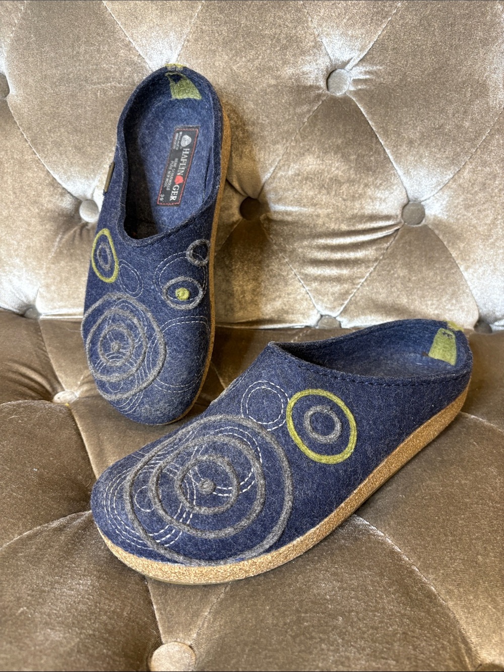 Haflinger wool clog art to wear embroider slippers